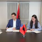 Pronat në Himarë/ Gati të nisë regjistrimi fillestar për 6 zona kadastrale, ASHK nënshkruan marrëveshjen me bashkinë