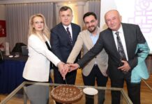 Balla në 20-vjetorin e strukturave të PS në Athinë: Në Zgjedhjet Parlamentare 2029 thellojmë fitoren në diasporë. Fillojmë sot organizimin