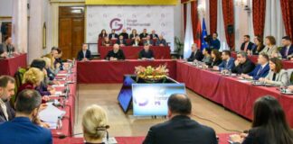 Rama mbledh grupin e PS dhe qeverinë të shtunën, zbardhet agjenda