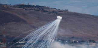 Studiuesi: Izraeli përdor fosfor të bardhë për të djegur territorin në jug të Libanit