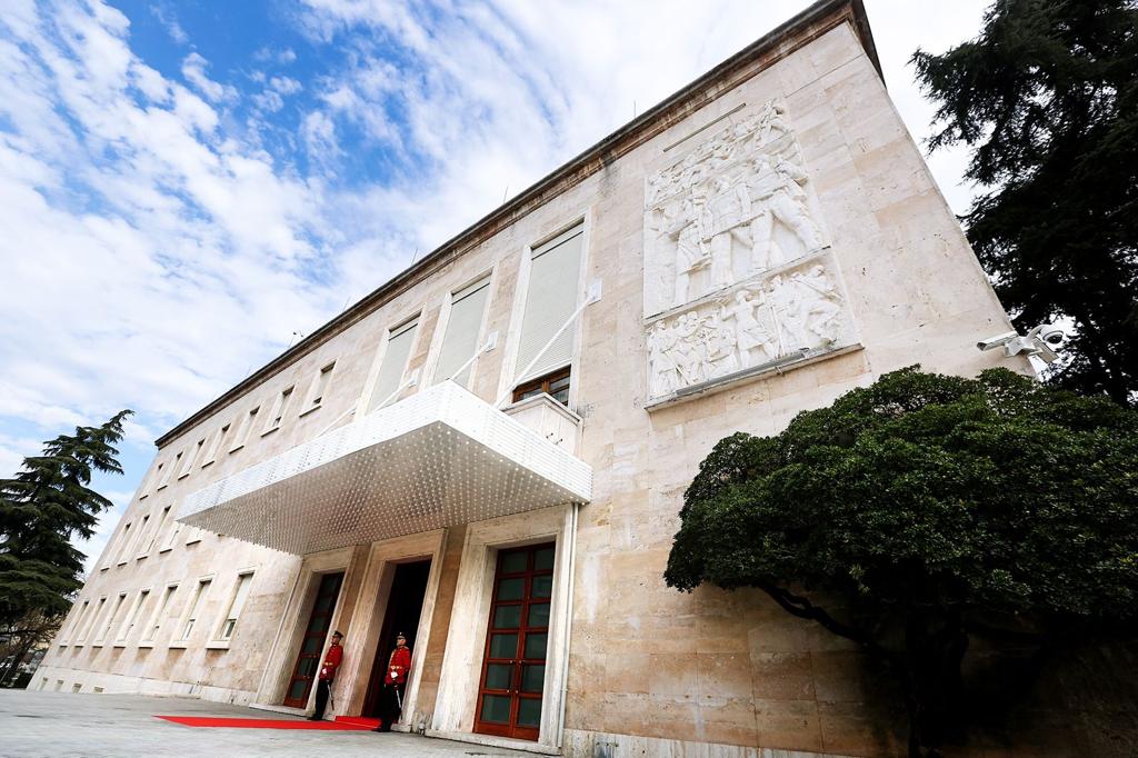 Ndryshime në institucionet shtetërore  ish nënkryetarja e Bashkisë Tiranë emërohet zëvendësministre e Punëve të Brendshme