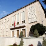 Qeveria rikthehen Bordin e Transparencës, akciza ulet në 20%