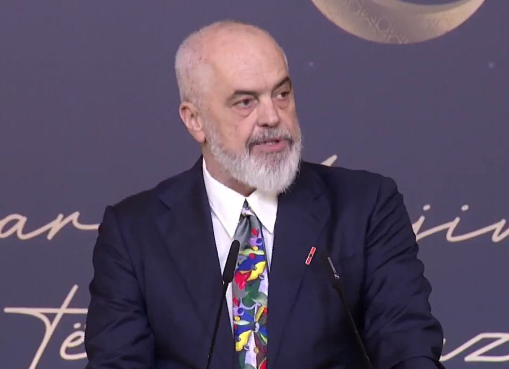 Në sofrën e Edi Ramës