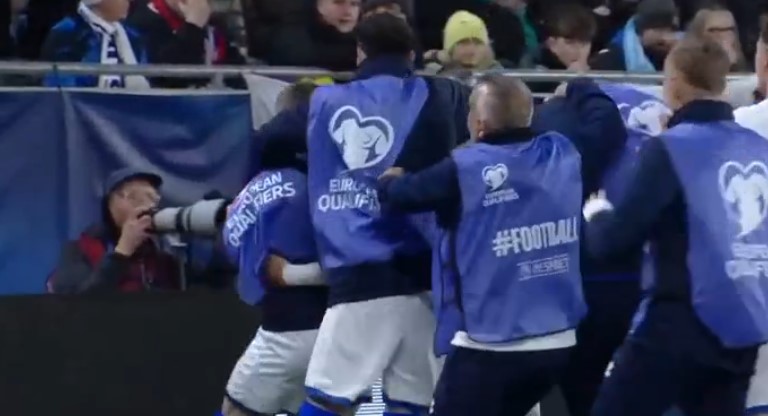 Çmenduri në Sllovaki  Kosova shënon golin e tretë  Del në avantazh