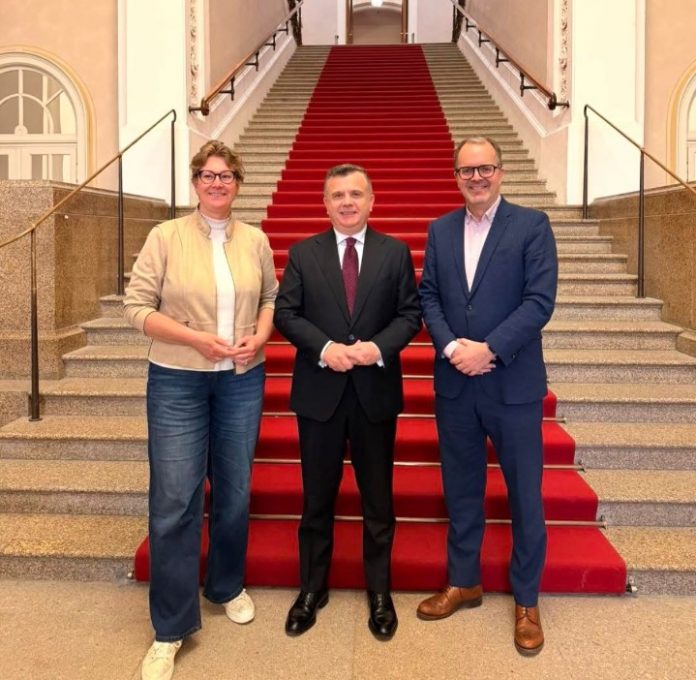 Balla takim me zv presidentin e Parlamentit të Landit të Bavarisë  Mirënjohje për mbështetjen për integrimin në BE