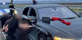 Publikuan video me bluzën “Shqipëri Etnike”, 4 shqiptarët e ndaluar në Serbi do të lirohen