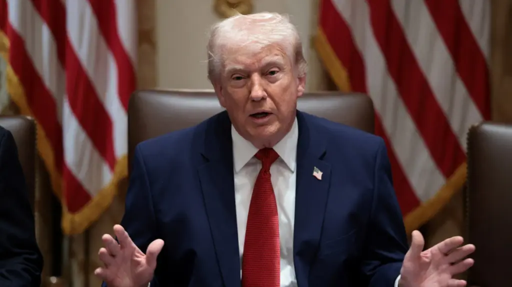 trump-pas-sulmit-te-iranit-ne-rafinerine-e-haifes-pergjigja-jone-do-te-vije-se-shpejti