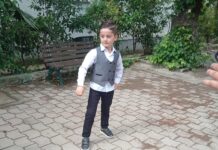 Një 11-vjeçar humb kontaktet me familjen në Tiranë, nëna e tij denoncon në polici