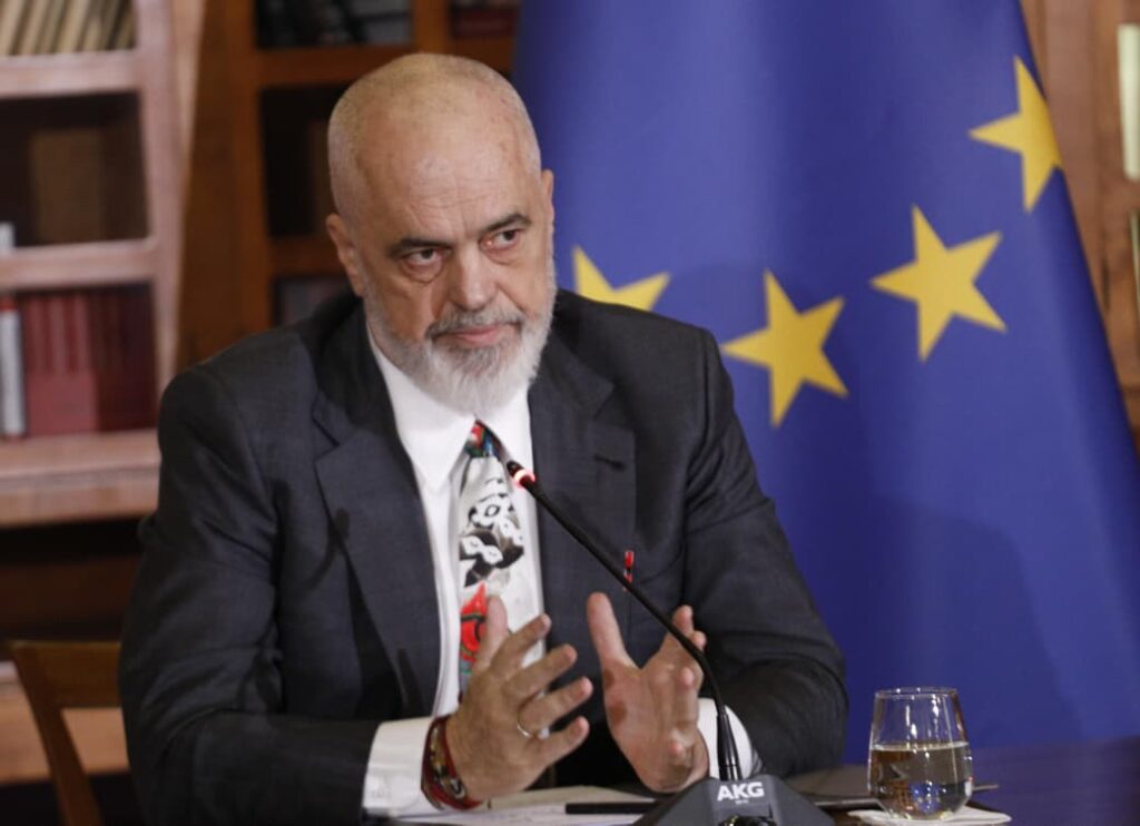 Rritja e çmimit të naftës  Rama  Do ndërhyjë shteti që të lehtësojë barrën e qytetarëve  gati ligji për rezervat