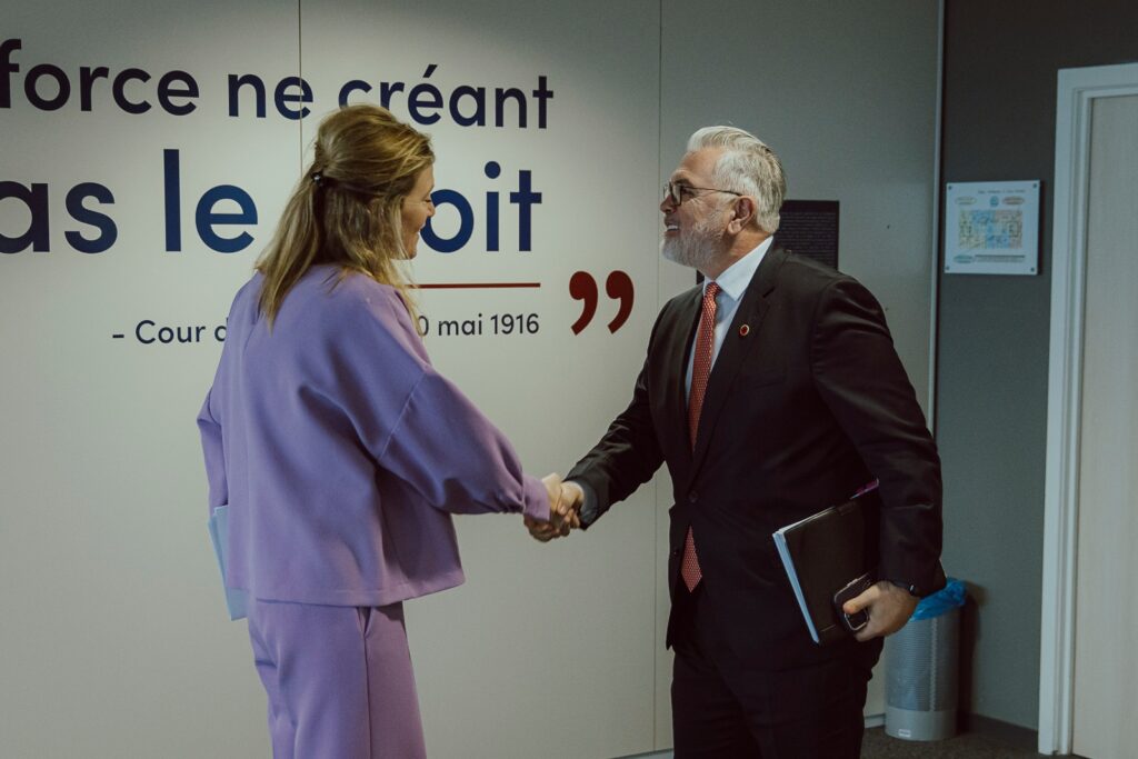 Toni Gogu takim në Bruksel me ministren belge të Drejtësisë  Shqipëria s ka  plan B   por vetëm rrugën drejt integrimit në BE