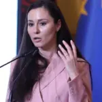 Mbi tre orë raportim në mbledhjen me dyer të mbyllura, Drejtoresha e Kadastrës para Ramës dhe grupit të PS: Brenda 2027 do kemi regjistër të plotë të titujve të pronësisë