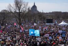 VIDEO/ Paralizohen qytetet e mëdha në SHBA, protestat “No Kings” kundra Trumpit pushtojnë vendin