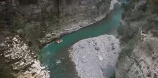 “Energjia e aventurave në Osum”/ Rama ndan pamje të adhuruesve të rafting në Kanionin e Osumit