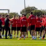 Kuqezinjtë nisin nga e para/ Pas eliminimit, Shqipëria përgatitet ndaj Ukrainës në miqësoren e Valencias