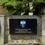 Zgjedhjet në Kosovë, Gjykata Kushtetuese pezullon dekretin e Vjosa Osmanit