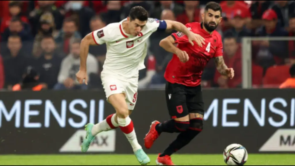 Polonia  Robert Lewandowski dhe mesazhi përpara ndeshjes me Kombëtaren shqiptare në playoff