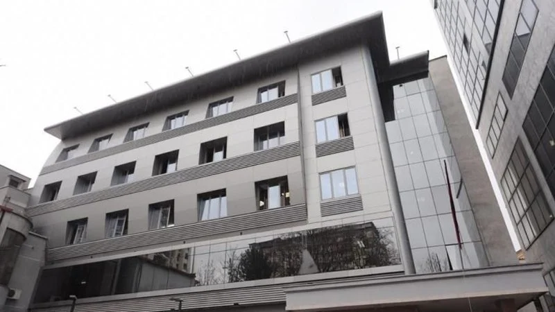 Reagon Ministria e Shëndetësisë pas lajmit për ndëprerjen e analizave pas datës 20 të çdo muaj