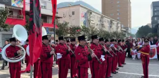 582 vjet nga Besëlidhja e Lezhës/ Homazhe, ecje simbolike dhe festime në nderim të Gjergj Kastriotit