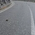 Nis shkatërrimi i shkëmbinjve në malin e Torovicës në Lezhë, prej 8 vitesh rrezikonin jetën e qytetarëve të zonës