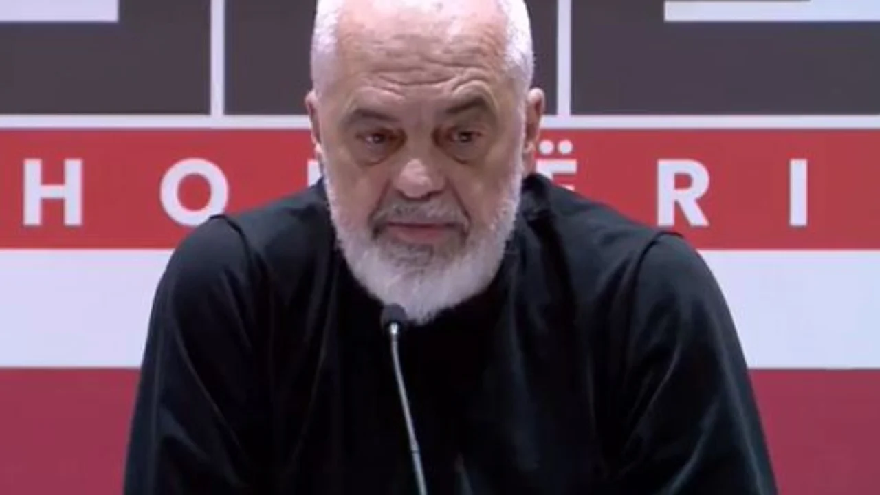 “Personat me ndihmë ekonomike do të pajisen me kartë”/ Rama nga Asambleja e PS-së: Do të blejnë ushqime sipas listës, nuk do të shkojë ndonjë të blejë raki