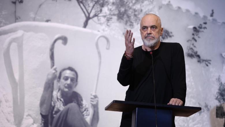 Tiranë  Hapet në COD ekspozita e Salvador Dali  Rama  Ky koleksion është një ftesë për në  parajsë 