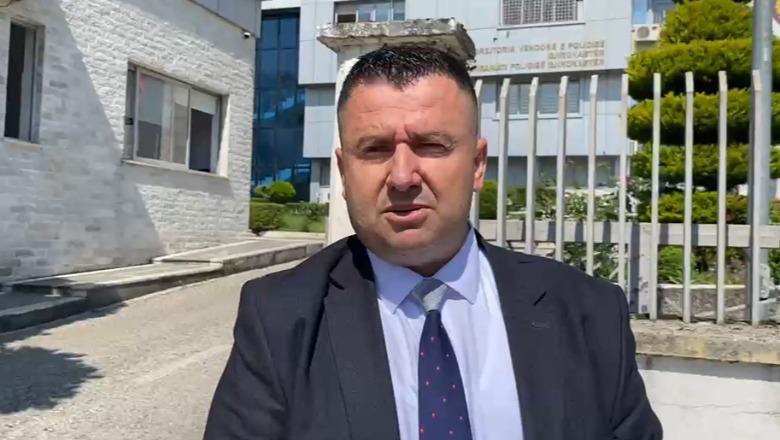 Lajmi i rremë se kryebashkiaku Golemi dhe 15 punonjës janë me SIDA, Bashkia Gjirokastër kallëzon penalisht gazetarin Emin Kokalarin