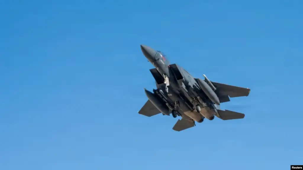 Zyrtarët amerikanë  Një anëtar i ekuipazhit shpëtohet pas rrëzimit të aeroplanit të SHBA së në Iran