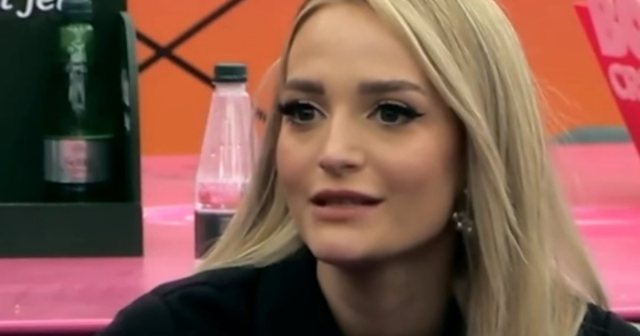 gjashte-motrat-e-tua-te-presin-me-fitore-selin-merr-mesazh-nga-kunatat