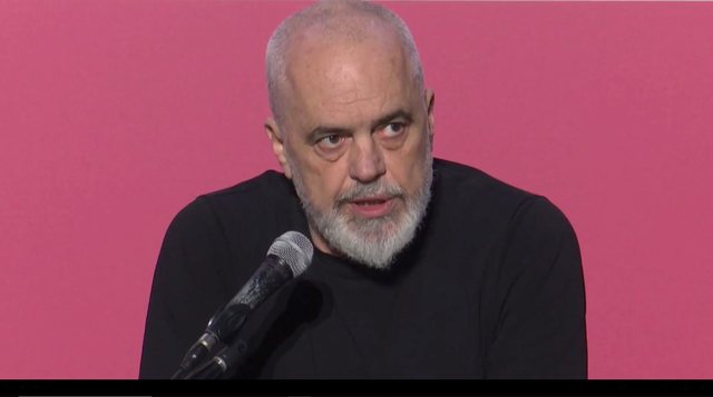  Bëjnë çmos për të bllokuar vendin   Rama opozitës  Ata kanë hallin e vet politik  ne shohim punët e Shqipërisë