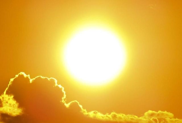 A e dini cila është ngjyra e vërtetë e Diellit 