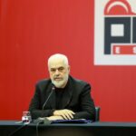 Rama detyrë kryebashkiakëve: Hapni zyra për lehtësimin e legalizimeve për qytetarët