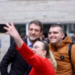 Hoxha dialog me studentët e Korçës: Integrimi evropian nuk është më ëndërr por projekt real. Kapitali njerëzor, potenciali ynë i madh