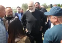 Rama takim me fermerët e Lushnjës: Kush shet prodhimin paraqet faturën dhe merr 10% të vlerës pas