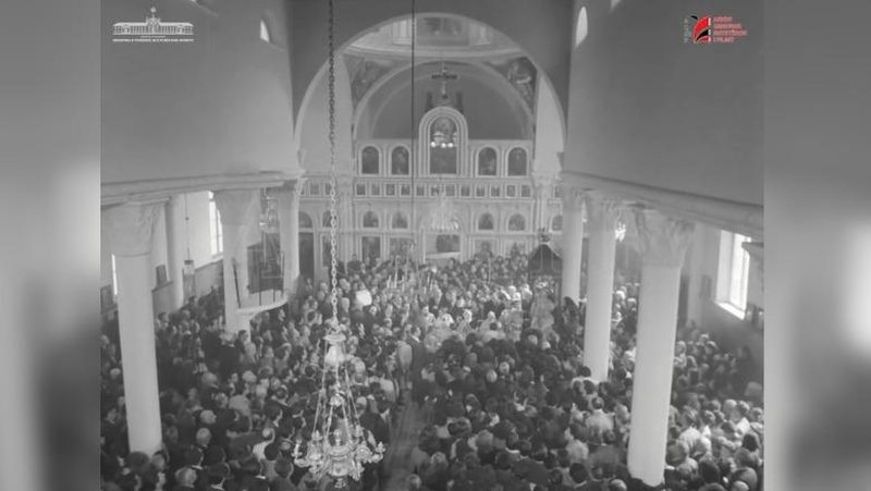 Pamje të rralla nga viti 1965  si u shenjtërua kisha e  Ungjillëzimit të Hyjlindëses  tek Rruga e Kavajës në Tiranë