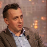 Metamorfoza e pushtetit: kur fiket telekomanda