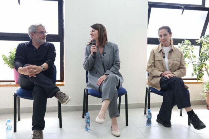 -800-0-36ead4b98a1e93c9c13d8159cd737fac