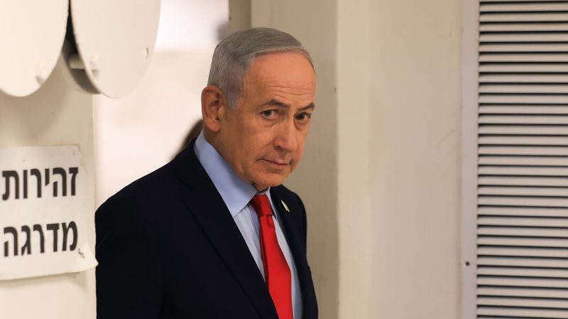  Rrezikoi gjithçka dhe dështoi    The Guardian  Humbësi më i madh i luftës është Netanyahu
