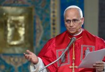 Papa Leo XIV: Bota po shkatërrohet nga “një grusht tiranësh”