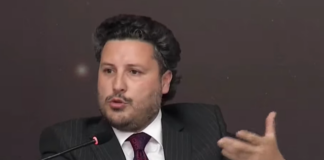 “Nëse nuk bashkëpunojmë, shkojmë në konflikt”, Abazoviç paralajmëron nga Tirana, mesazh për të drejtat e shqiptarë