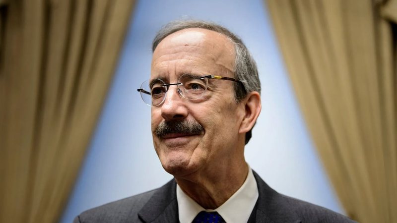 Ndarja nga jeta e kongresmenit Eliot Engel  Presidenti Begaj  Mik i madh i popullit shqiptar dhe zë i fortë për ne