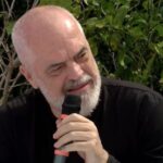 Sezoni turistik – Rama takim me operatorët turistikë: Vlora u transformua brenda një dekade