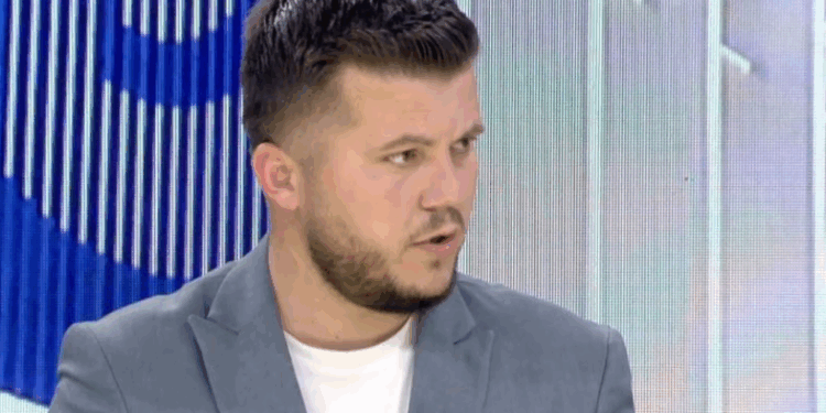 Të përjashtuarit në PD  Gazetari Hoxha  Ishin mbështetës të Rithemelimit të Berishës  dalja pro Salianjit u kushtoi