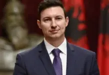 Ambasadori i Shqipërisë në Shkup, mesazh të koduar para protestës për gjuhën shqipe: Një burrë shteti mendon për brezin e ardhshëm