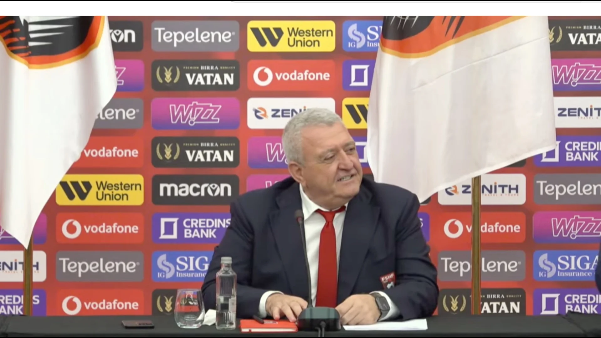 Presidenti Duka tregon prapaskenat: Besnik Hasit i kam ofruar pankinën e kombëtares, u tërhoq. Miqësore me Italinë e Kosovën? Nuk kemi zhvilluar bisedime