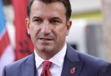 Veliaj iu nënshtrua ndërhyrjes kirurgjikale, avokati jep detaje: Po kryen analizat, nuk ka asnjë shqetësim