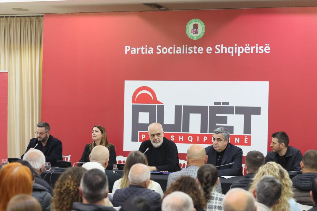 PS vijon riorganizimin e strukturave  Rama dhe Manastirliu në Njësinë Kashar  Shtojmë forcat në terren për të folur hapur me qytetarët për punët e Shqipërisë