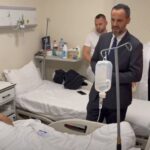 Zjarri tek kompleksi pranë QSUT-së/ Lamallari viziton në spital të lënduarit: Bëmë gjithçka për të mos patur pasoja në jetë