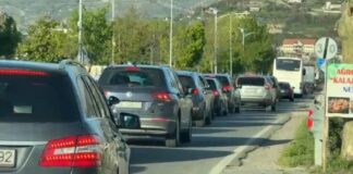 Fundjava me fluks të lartë në Morinë/ Qytetarët e Kosovës drejt Shqipërisë, në fundjavë procedurë e përshpejtuar