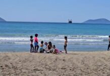 Ditët me diell mbushin Vlorën me vizitorë