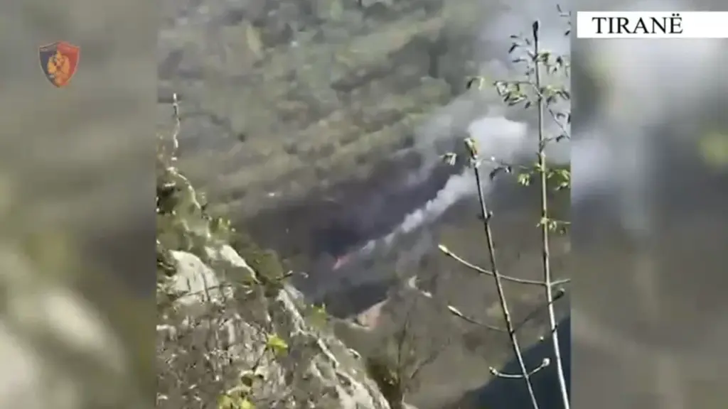 Ndezi zjarr në Parkun Kombëtar të Dajtit duke rrezikuar djegien e pyjeve  arrestohet 62 vjeçari